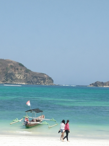 Pristine beach at Tanjung Aan, South Lombok