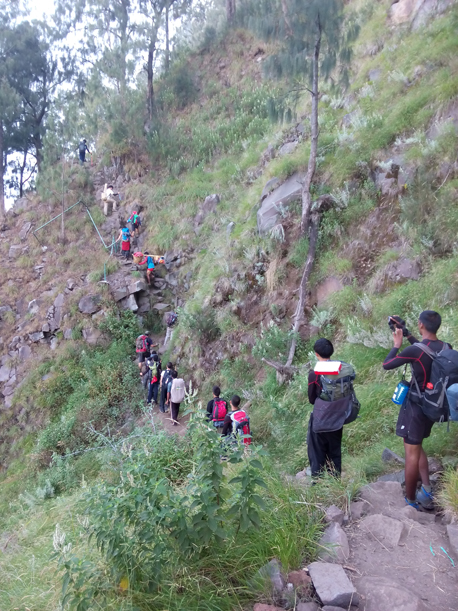 Rocky trek trails from Segara Anak Lake to Senaru Crater rim