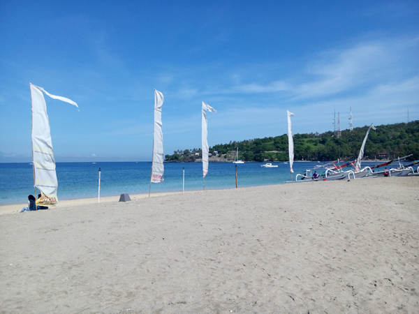 senggigi beach famous tourist destination